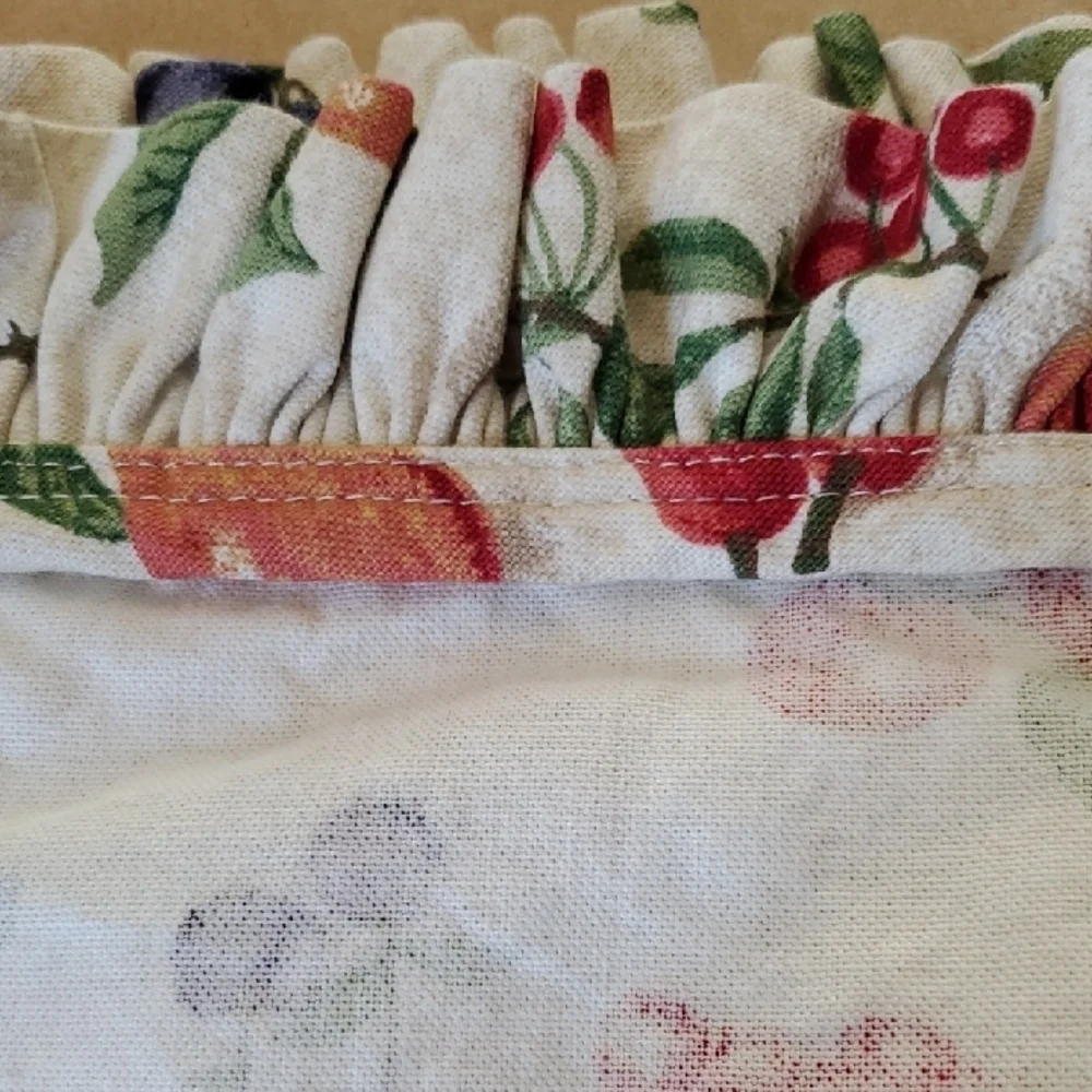 Longaberger Authentic XL Oval Picnic Tote Liner Fruit Medley